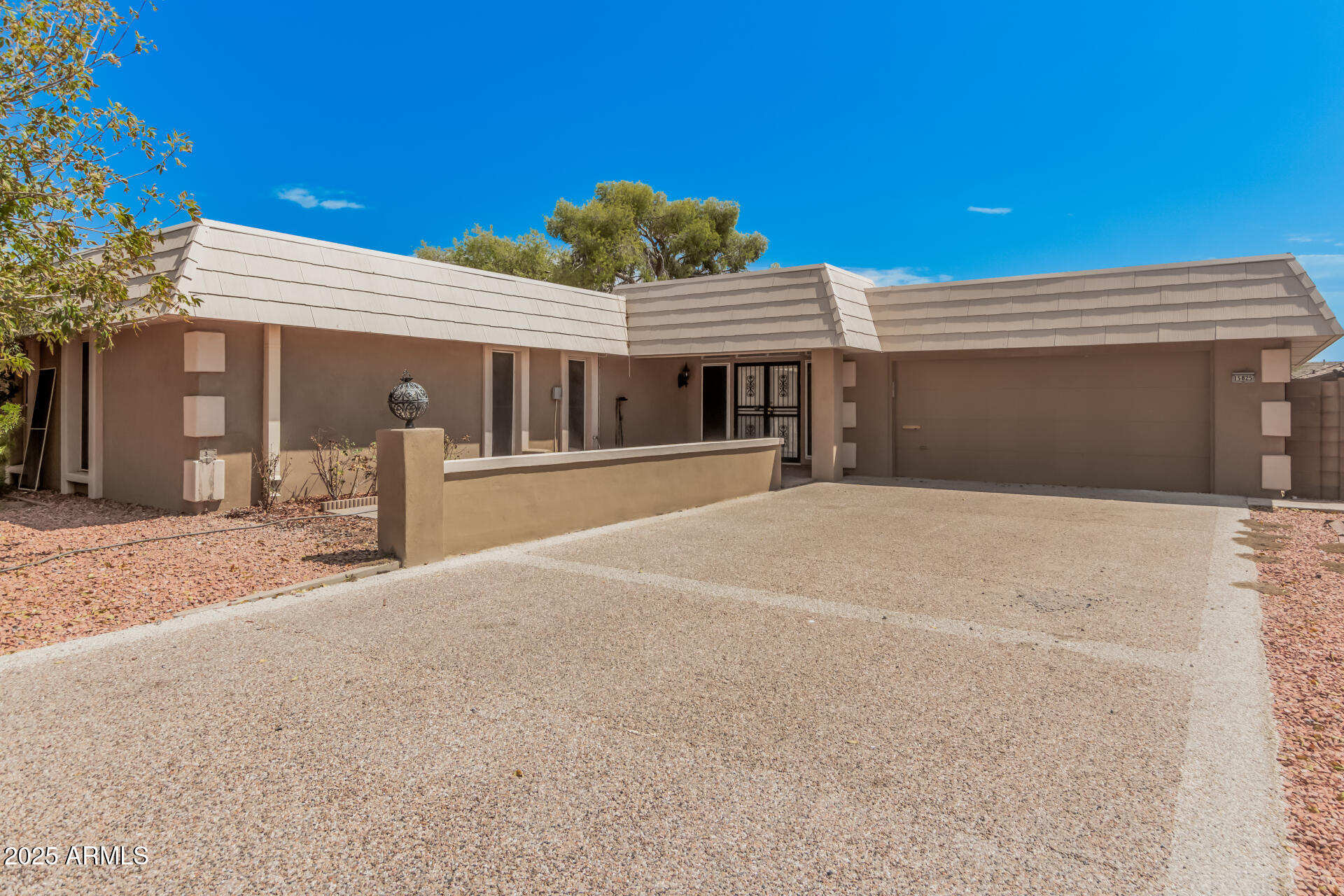 15825 N 110TH Avenue