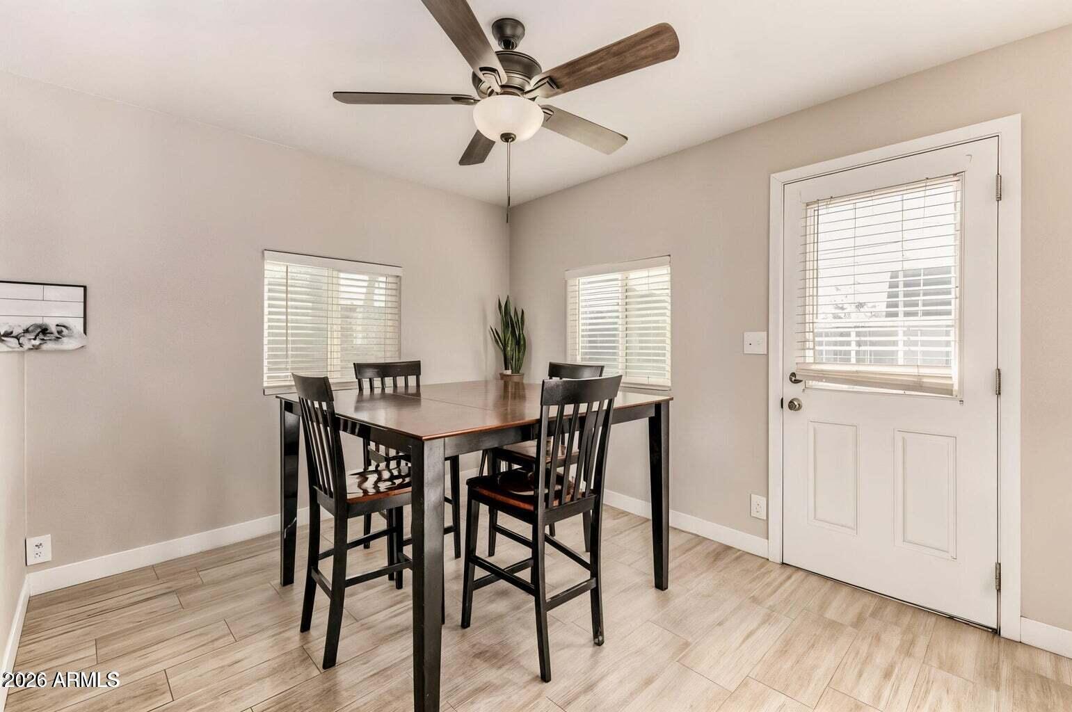 MESA ARIZONA - Residential Income