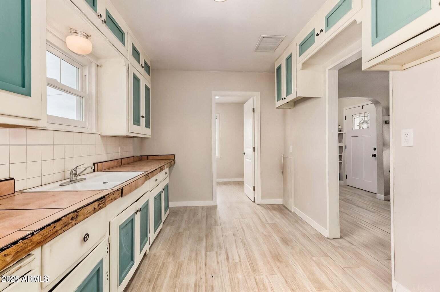 MESA ARIZONA - Residential Income