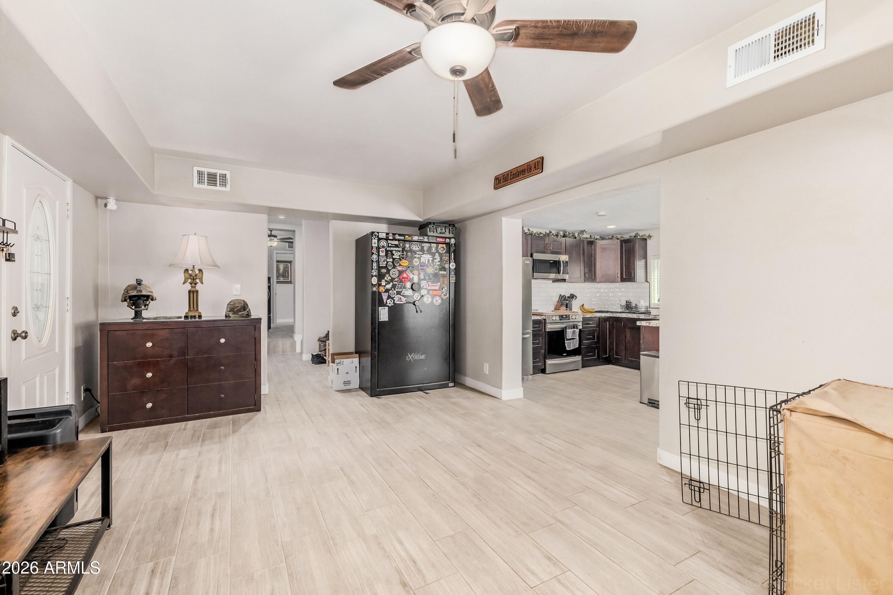 146 S ROBSON --