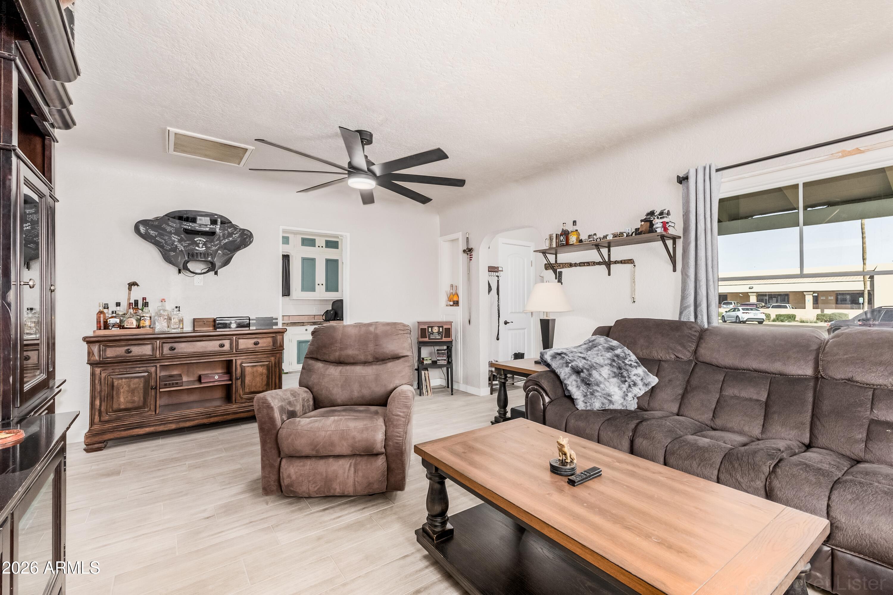 MESA ARIZONA - Residential Income