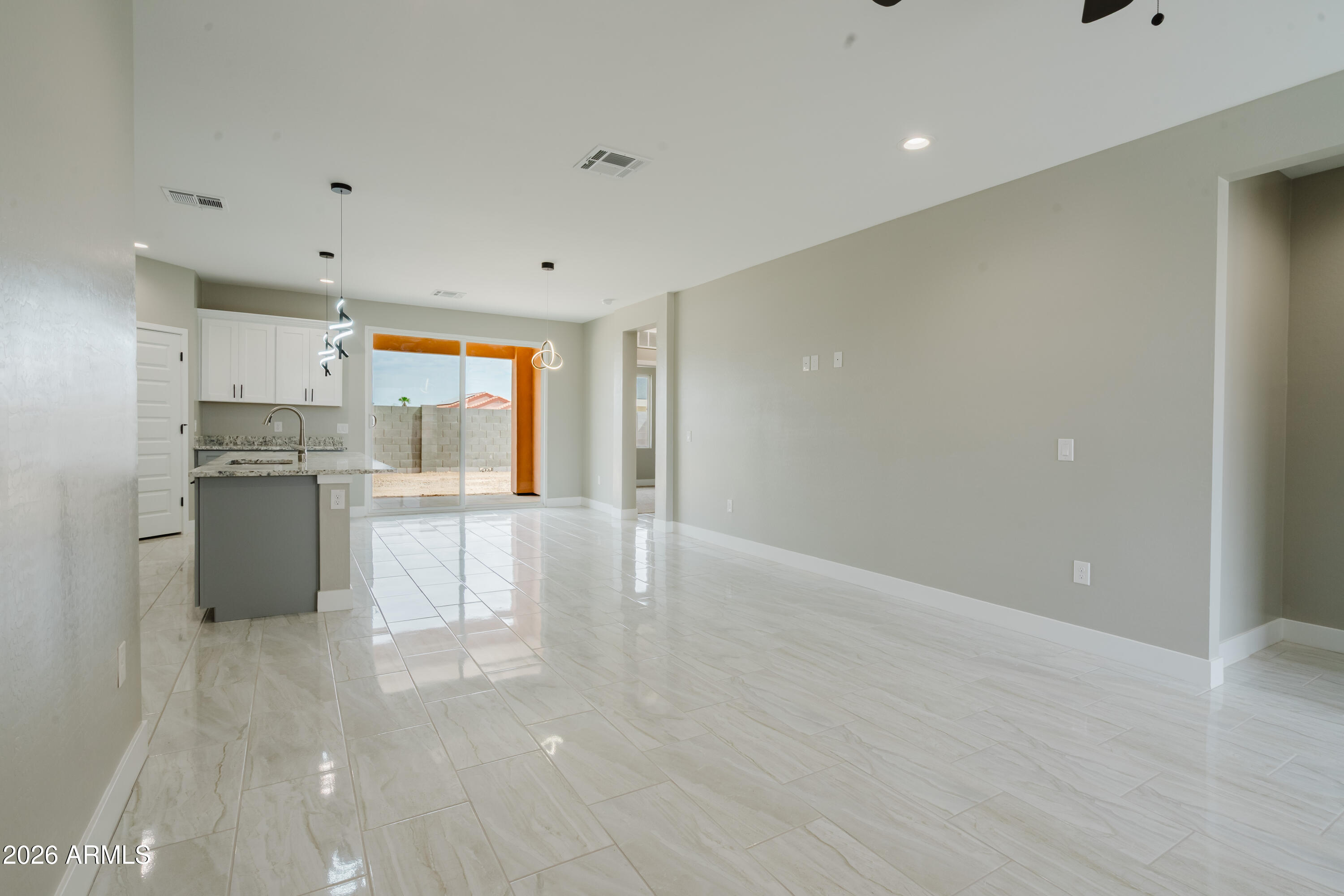 10346 W BRADSHAW Drive