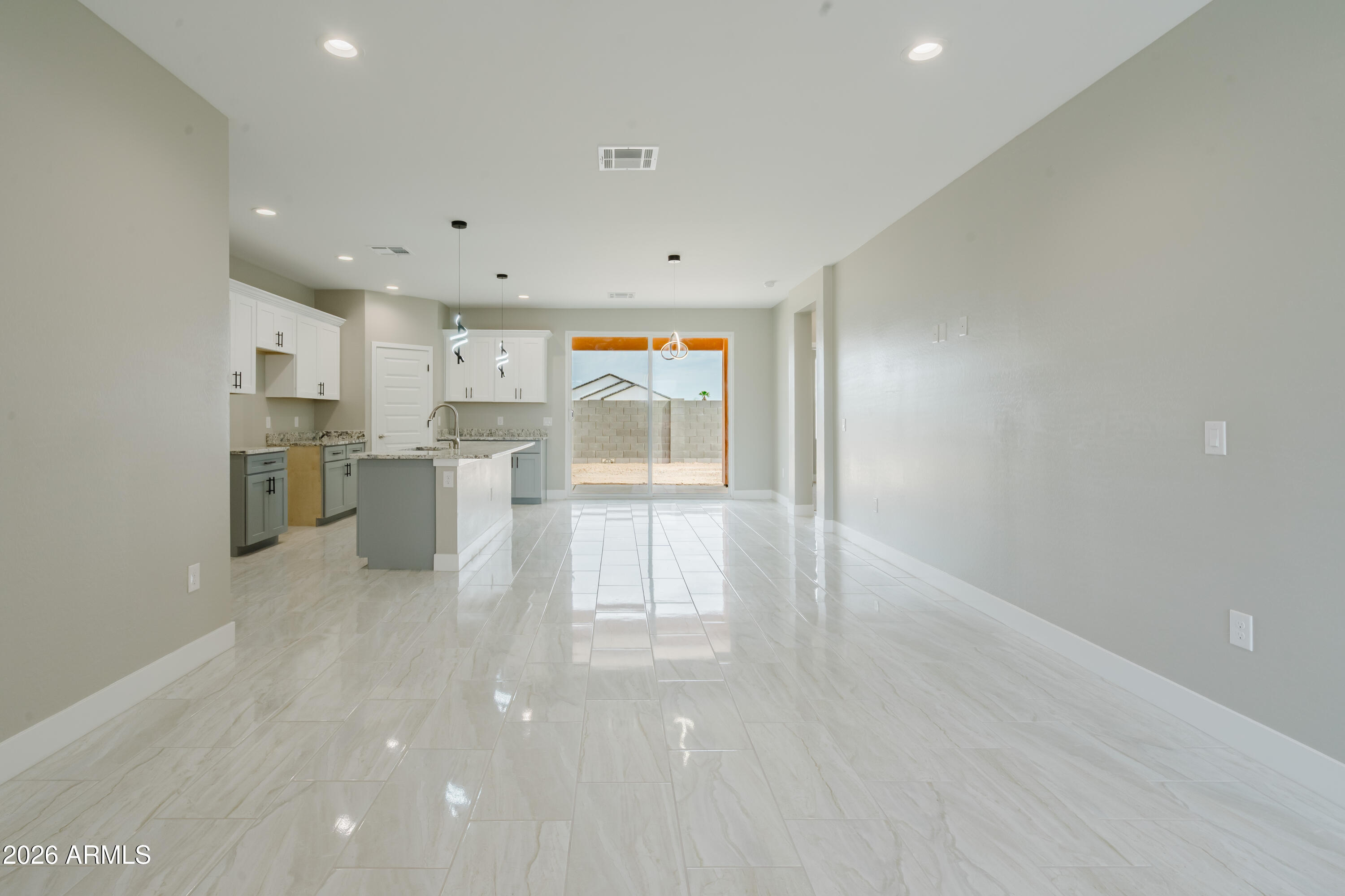 10346 W BRADSHAW Drive