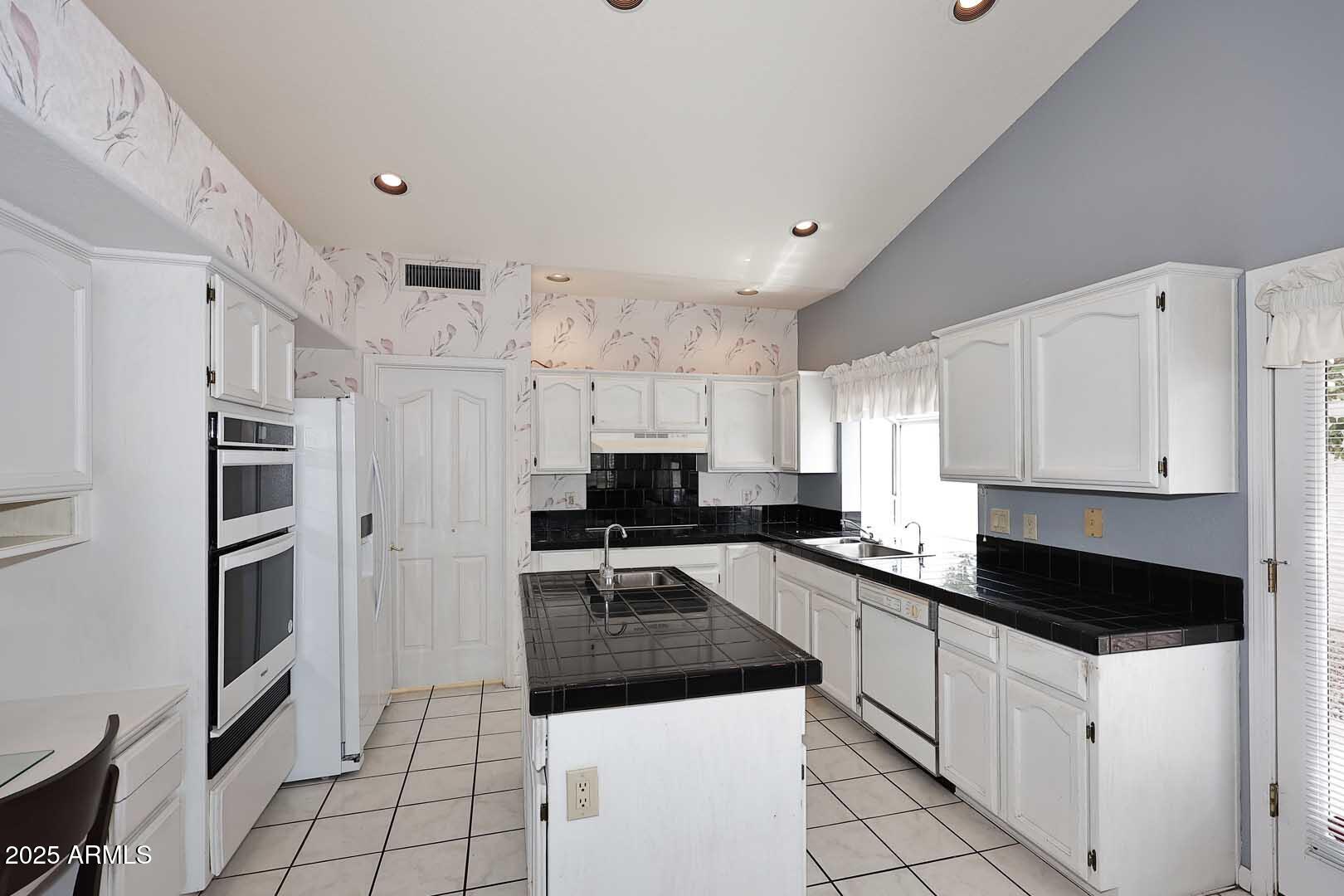 10829 E REGAL Drive