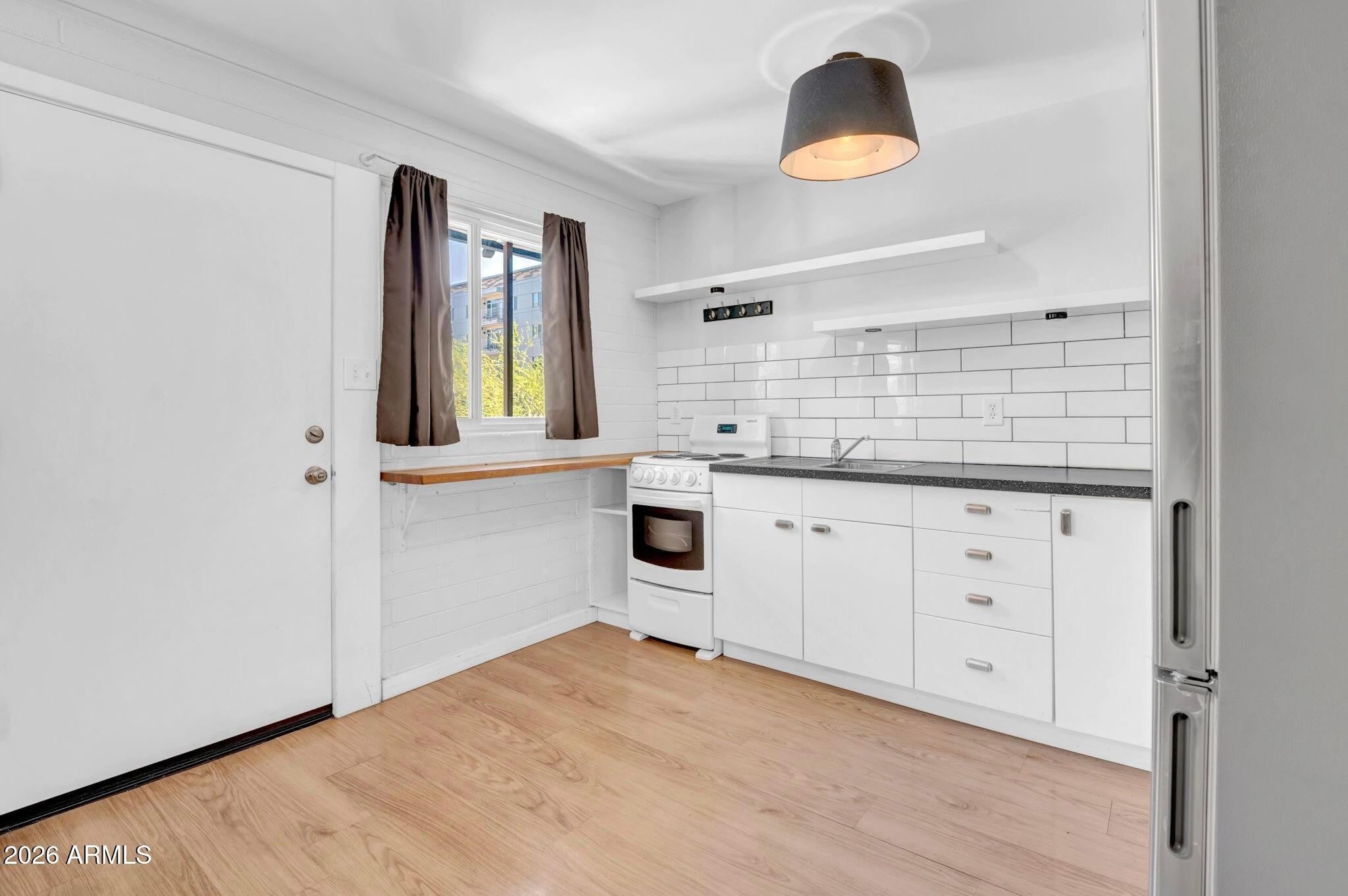 821 N 3rd Street Apt 4