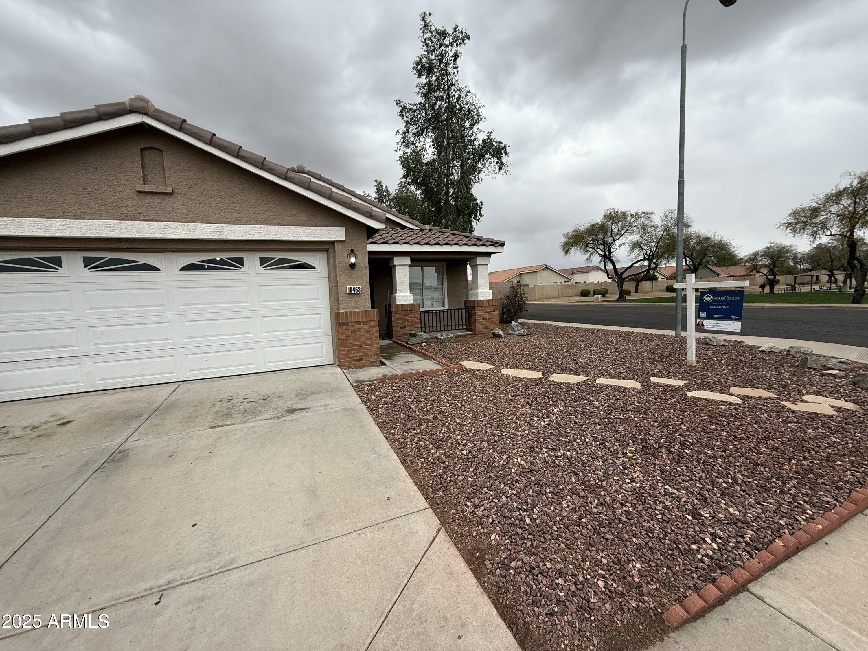10463 W Medlock Drive