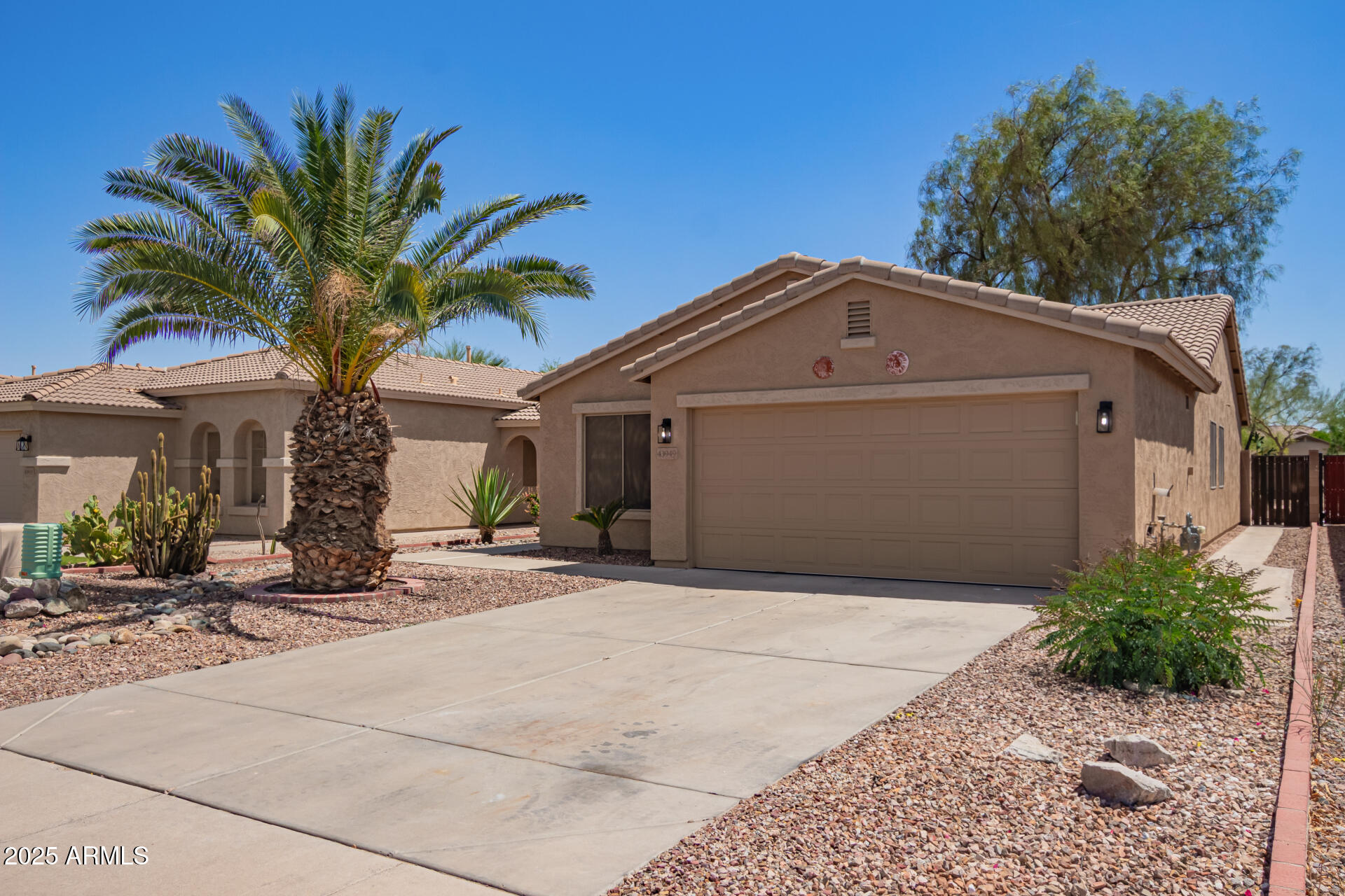 43949 W SAGEBRUSH Trail