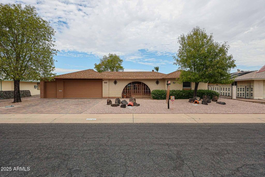 Photo of 10722 W Tropicana Circle, Sun City, AZ 85351 (MLS # 6917300)