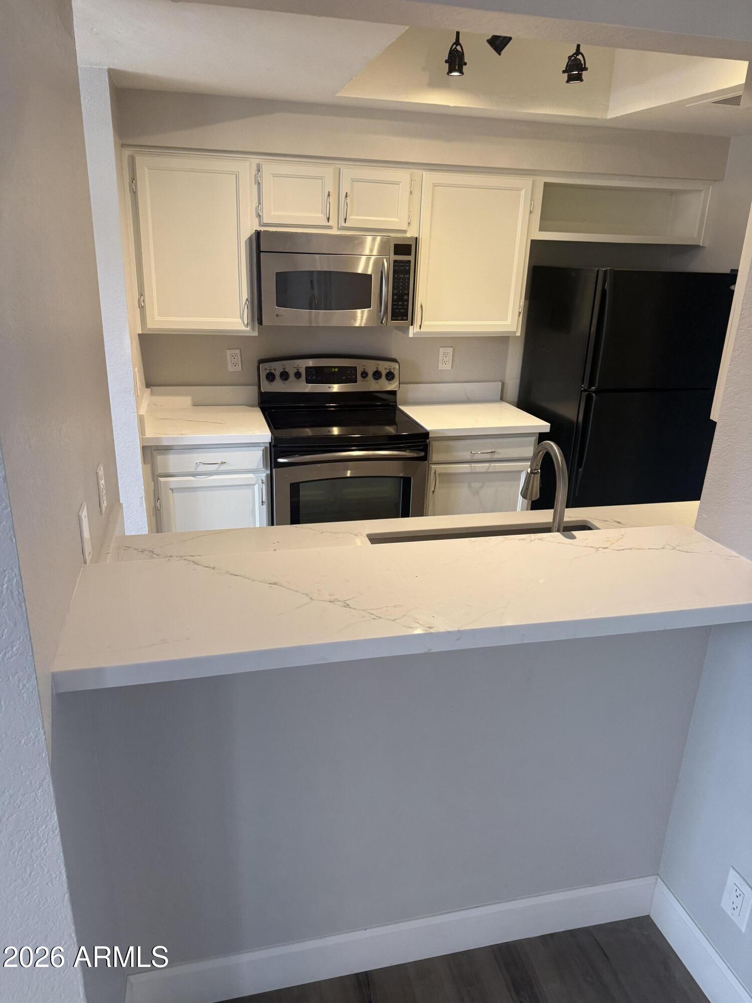 5640 E BELL Road 1068