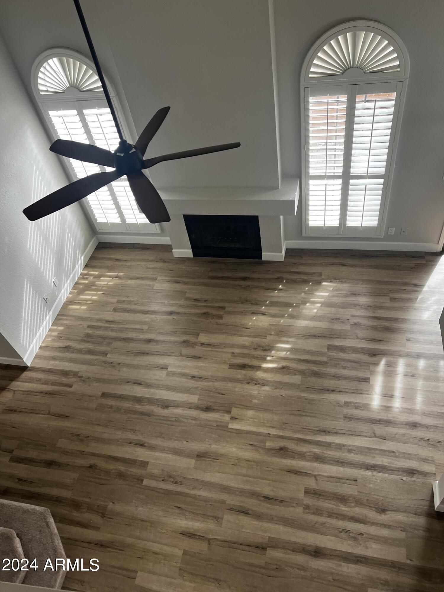 5640 E BELL Road 1068