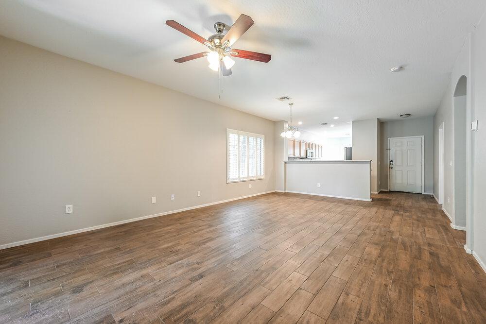 4622 W Cottontail Road