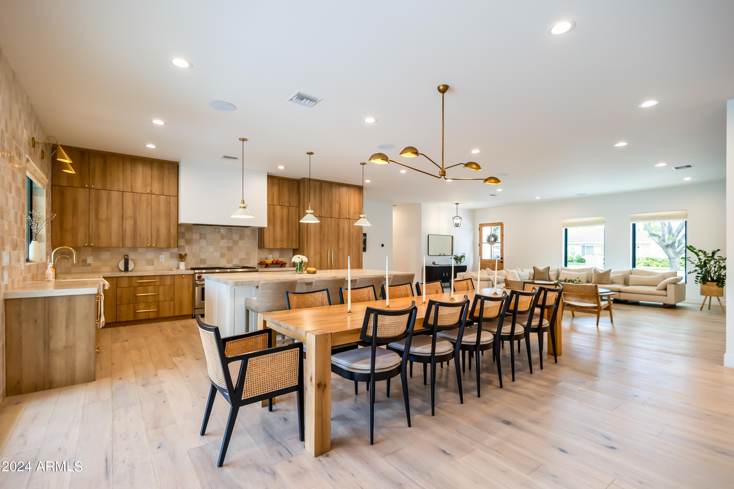 HIGHLANDVIEW - Residential