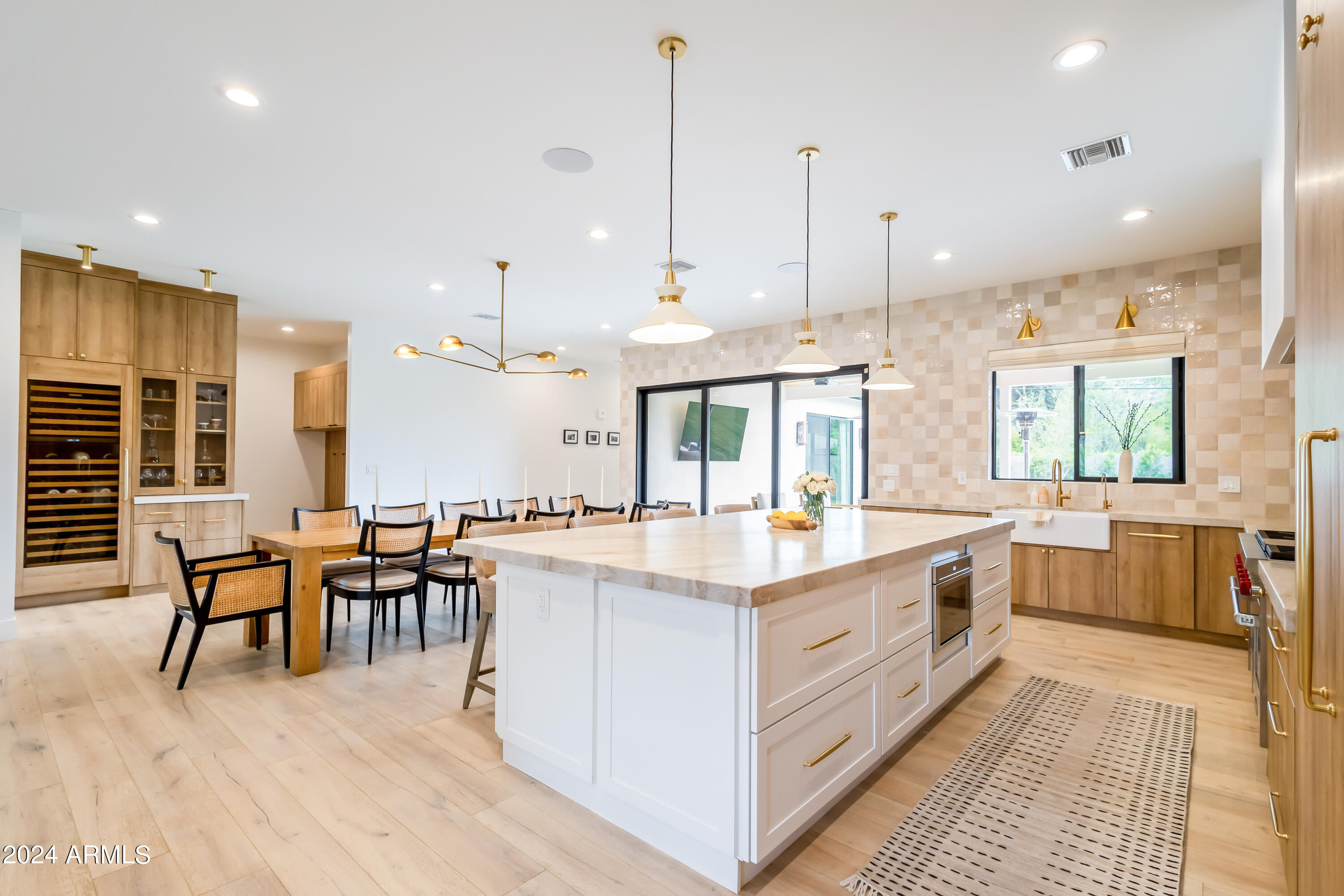 HIGHLANDVIEW - Residential