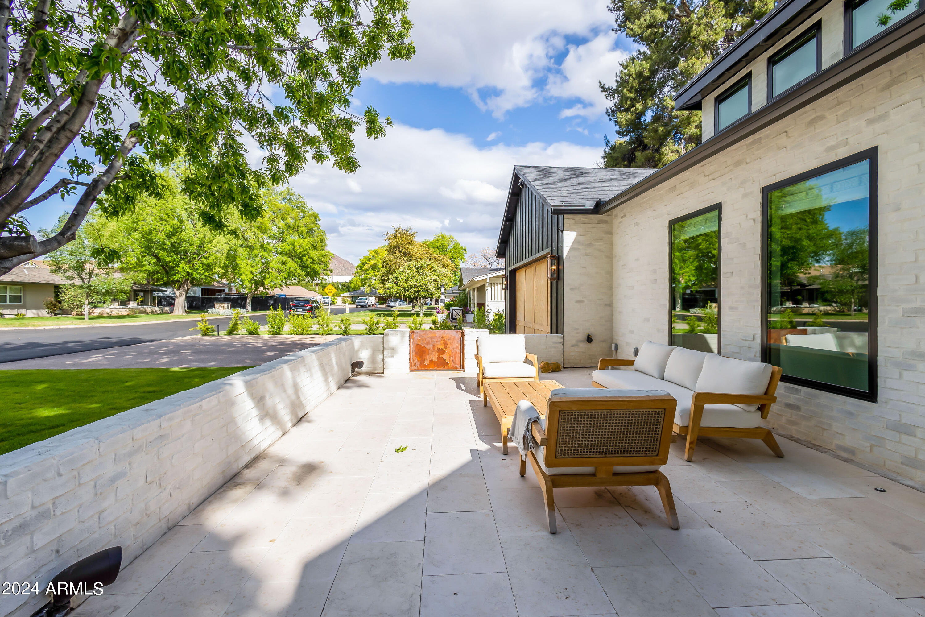 HIGHLANDVIEW - Residential
