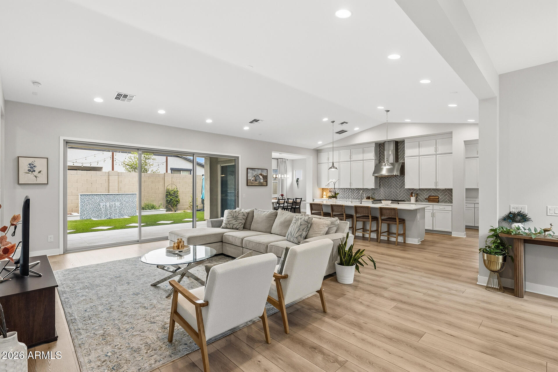 9719 E SUPERNOVA Drive