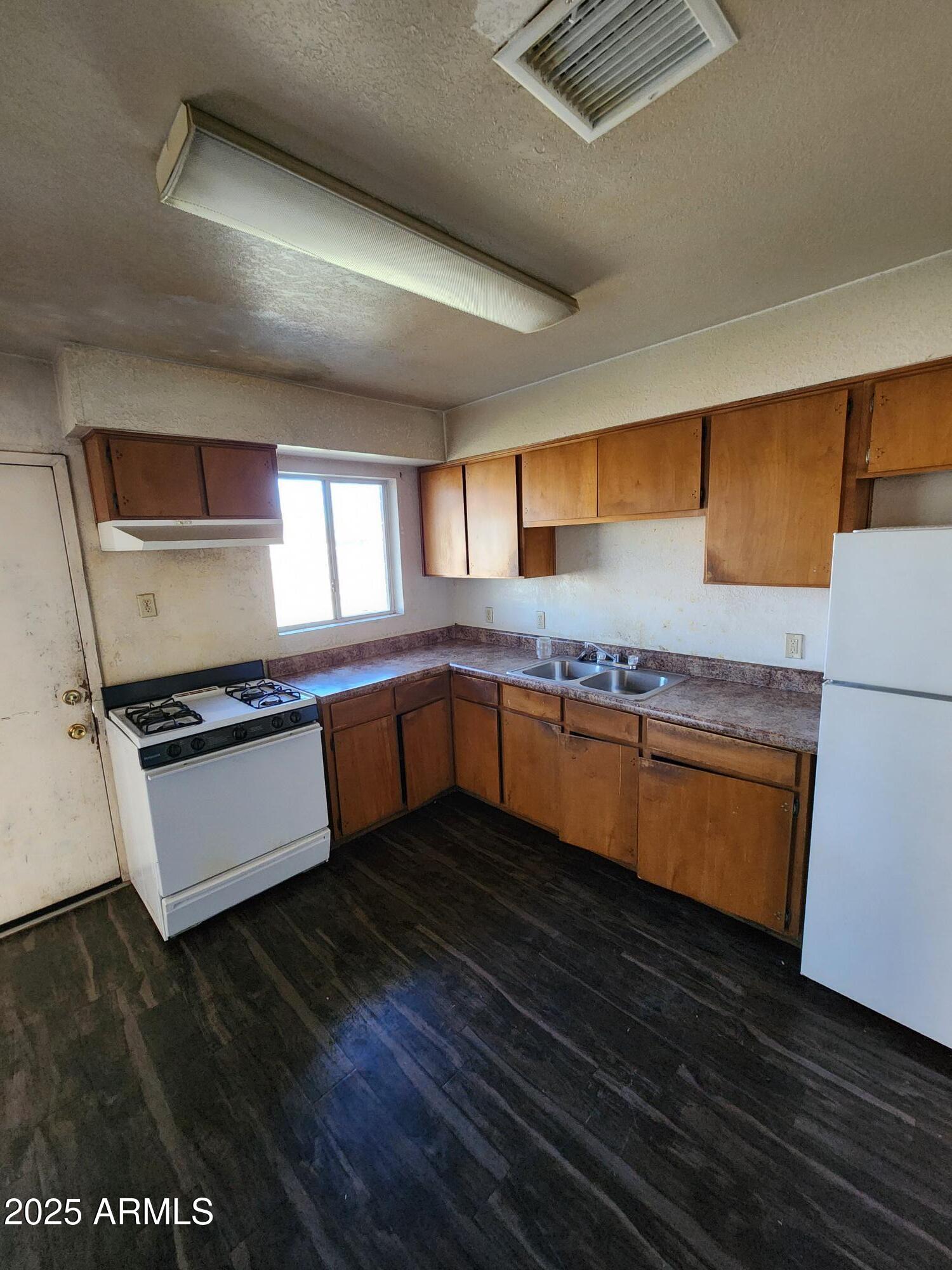 2238 W GEORGIA Avenue