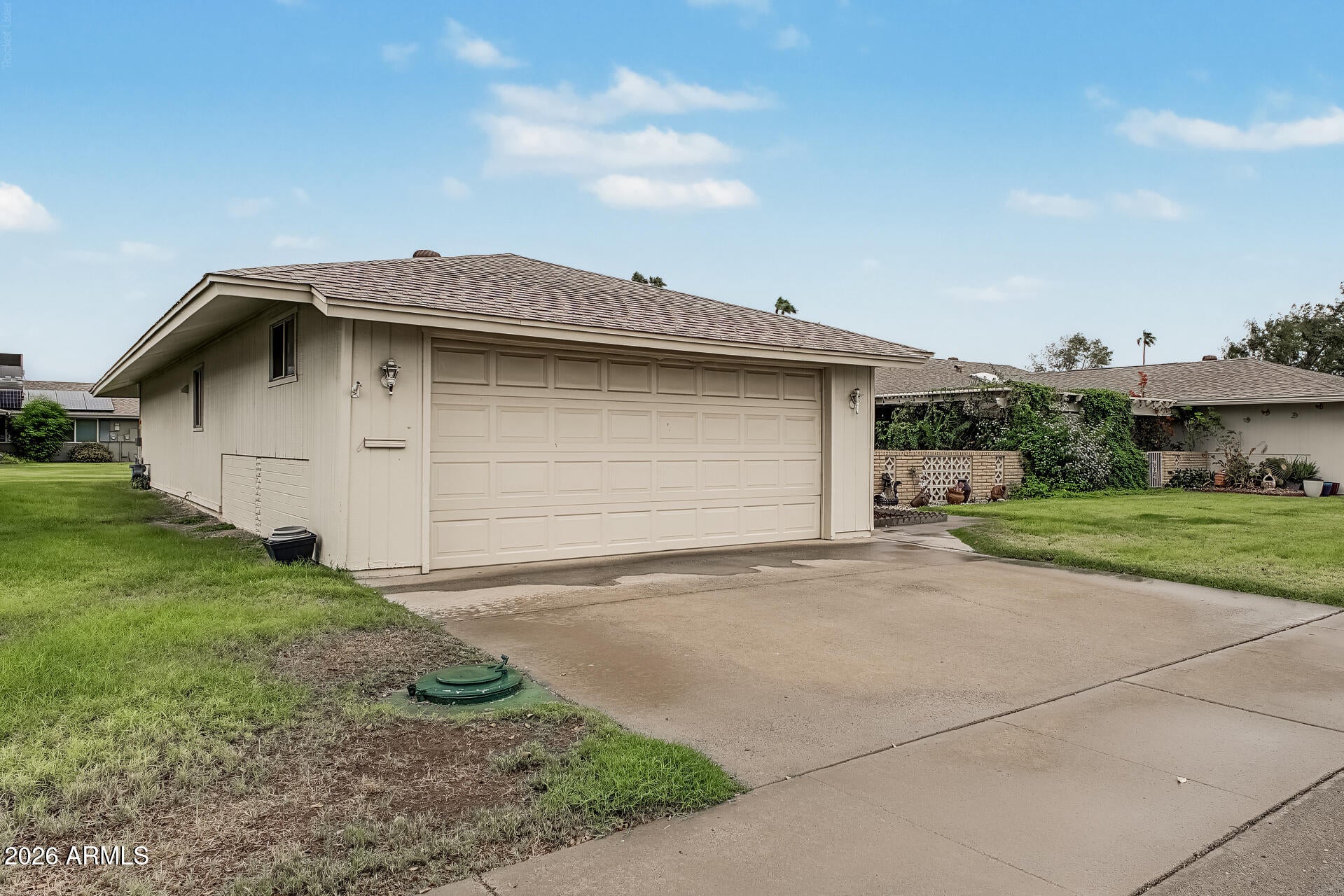10208 W KINGSWOOD Circle