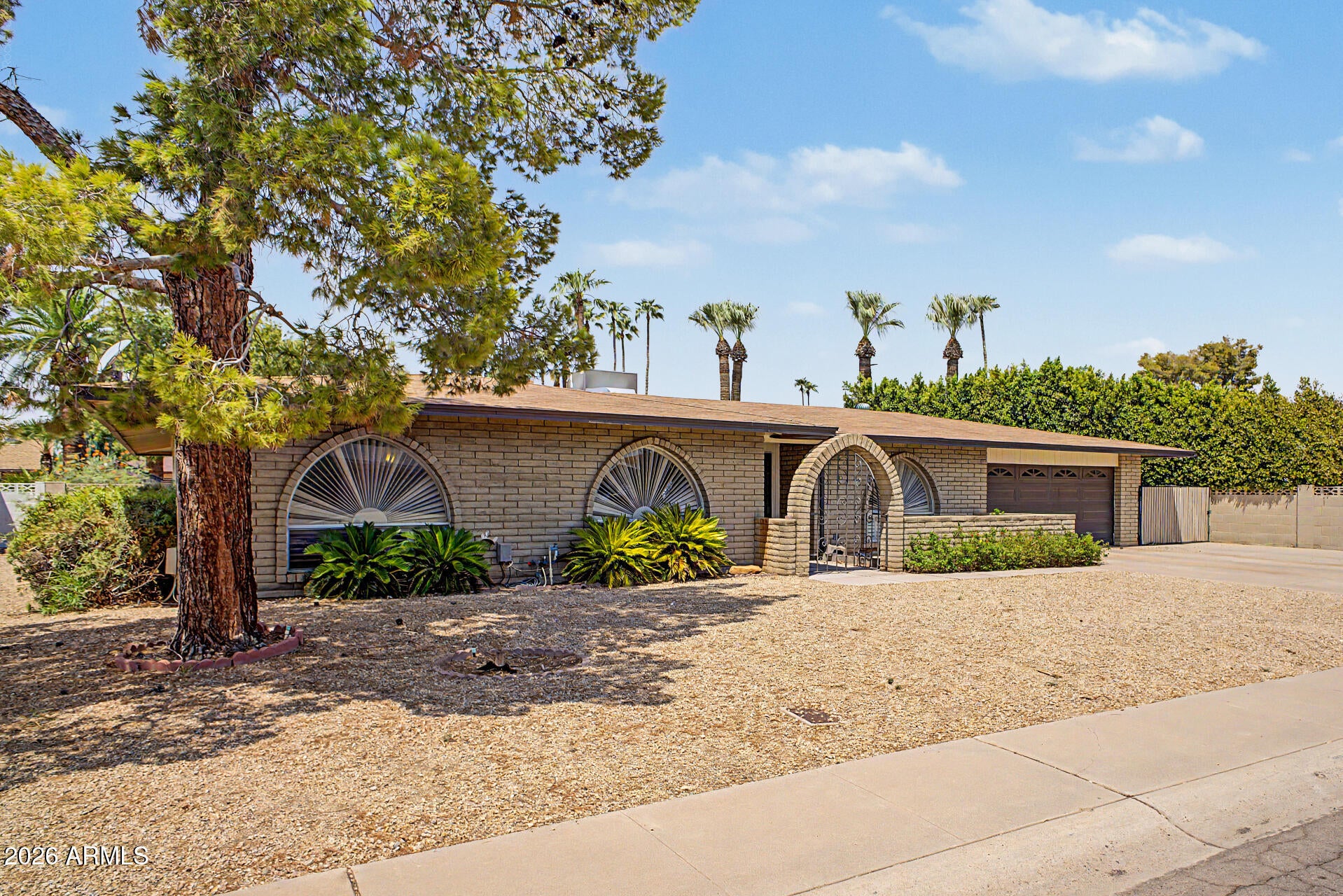 4230 N 87TH Place