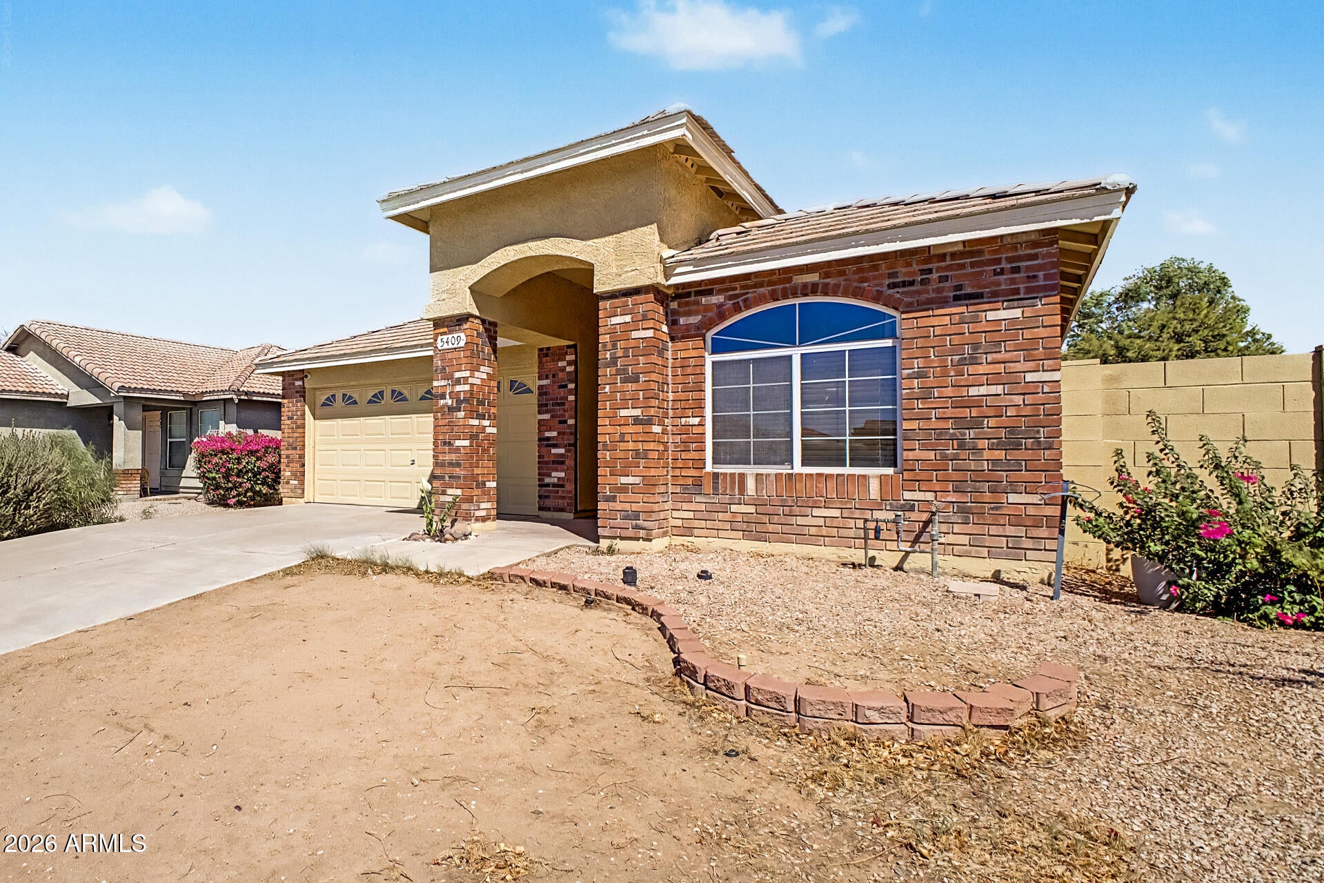 5409 S 28th Drive