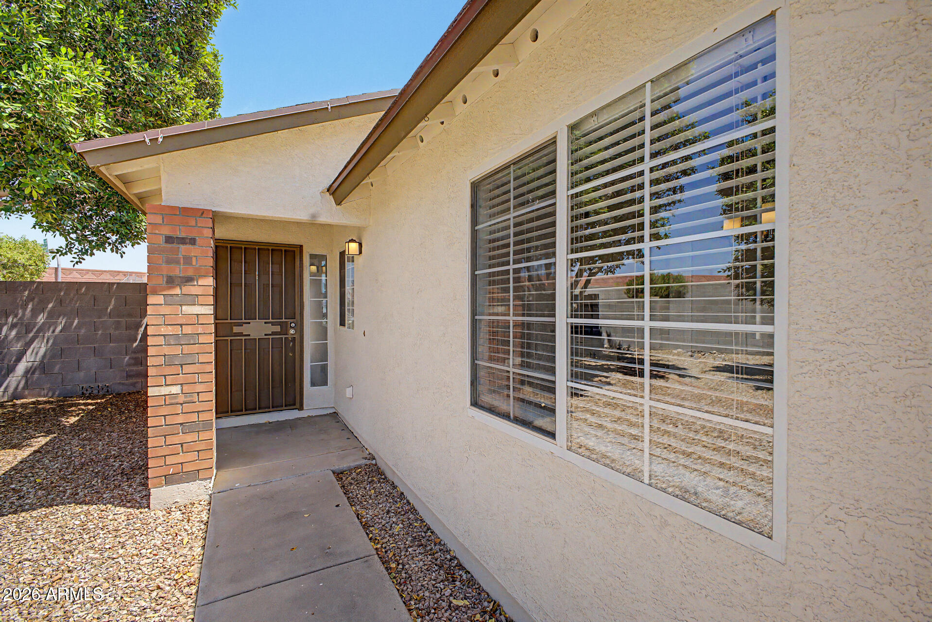 737 N LAYTON --
