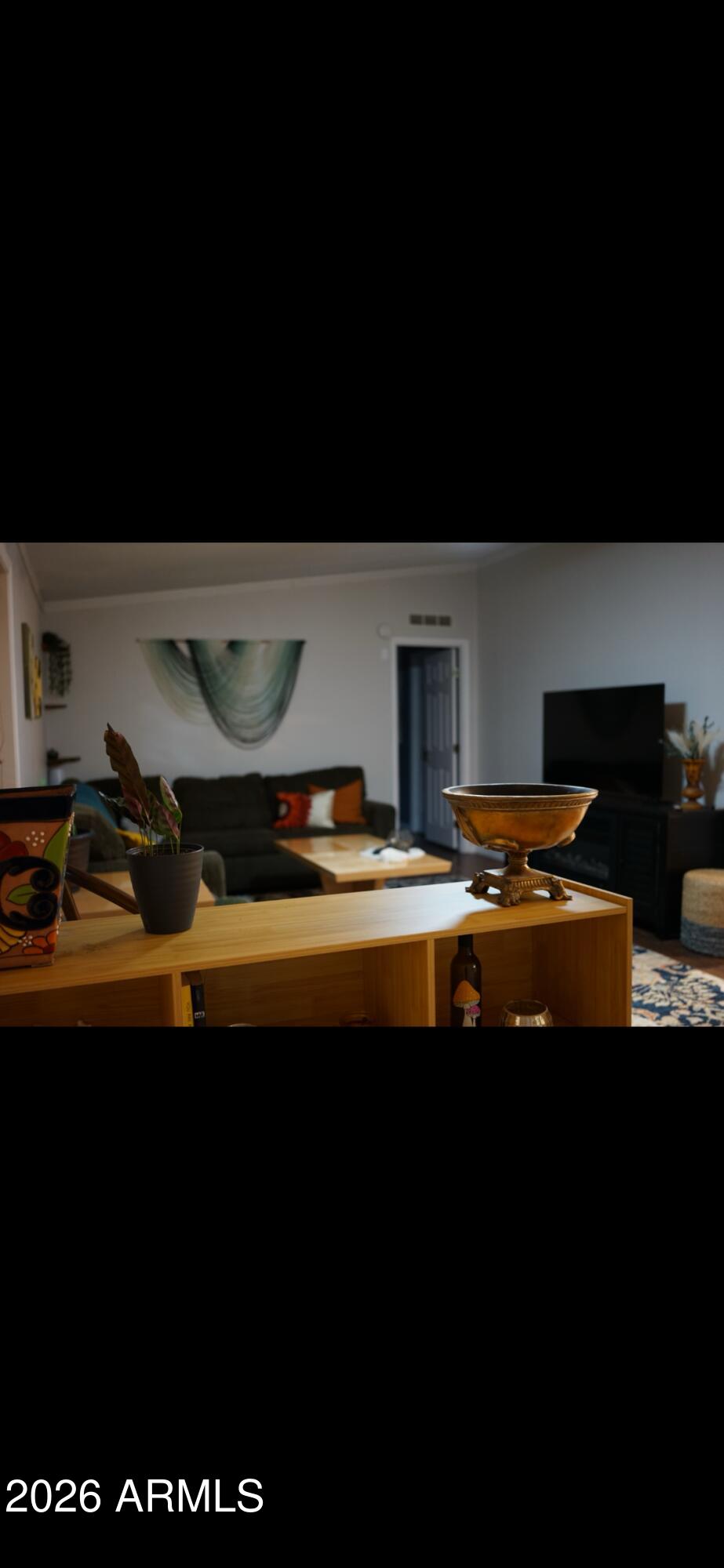 2075 W Alaska Avenue