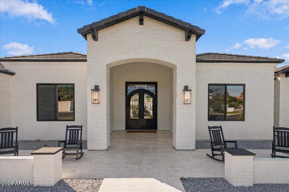 7462 S MCCORMICK Way