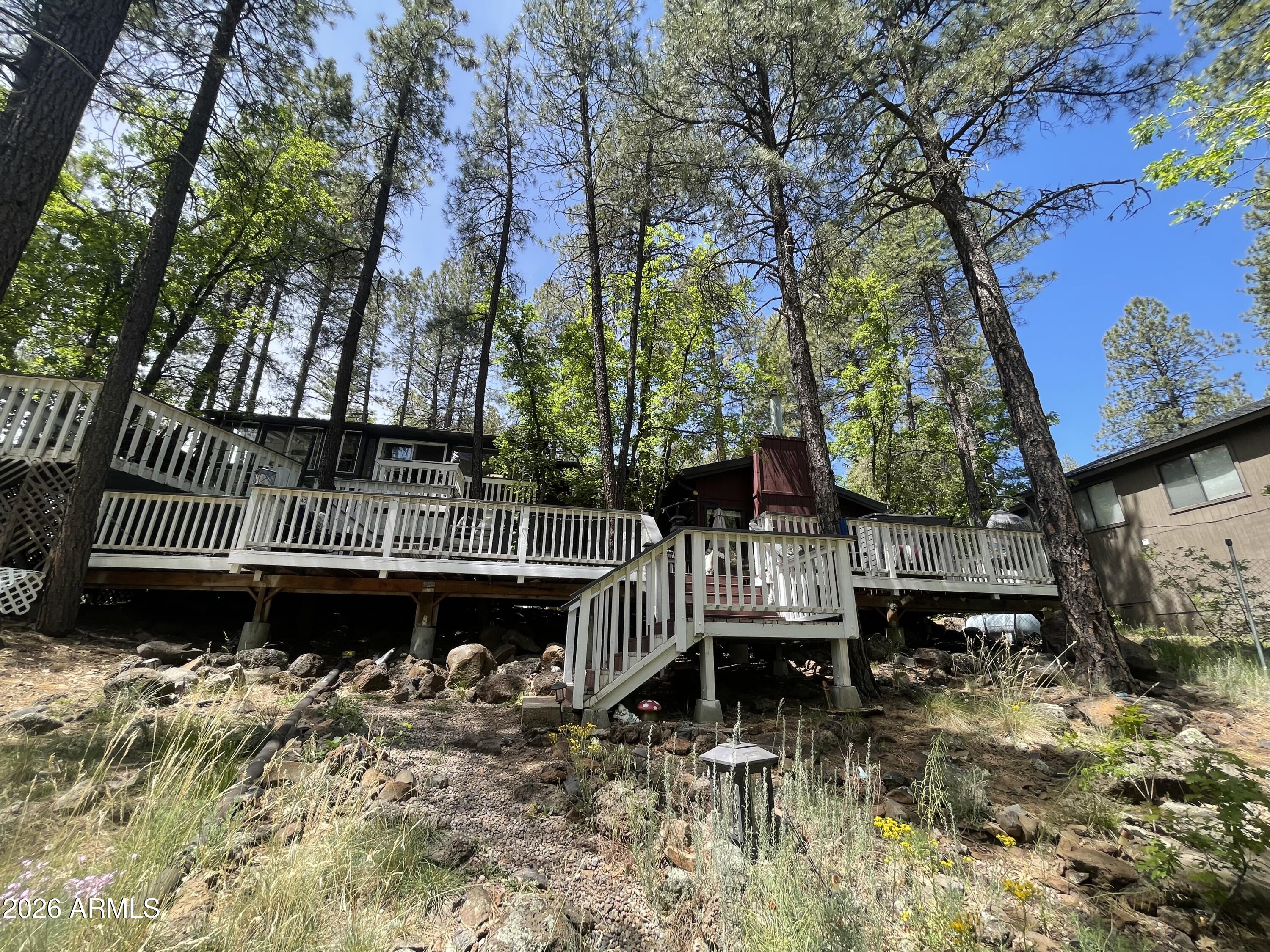 35 E OAK Drive