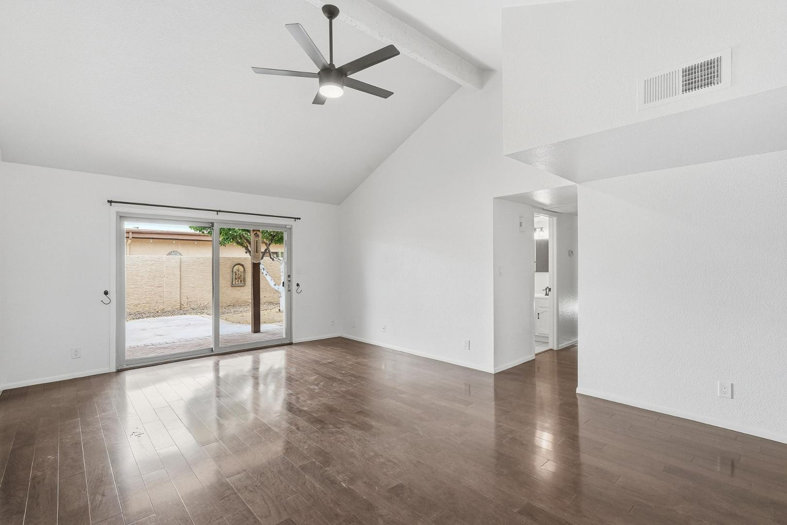 715 W Boxelder Place