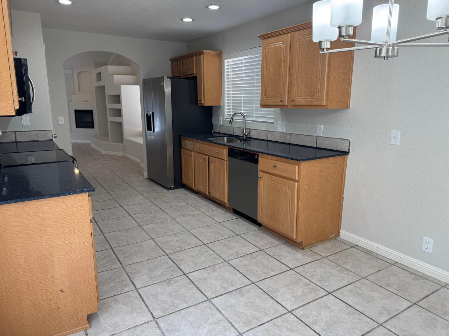 8565 W Tuckey Lane