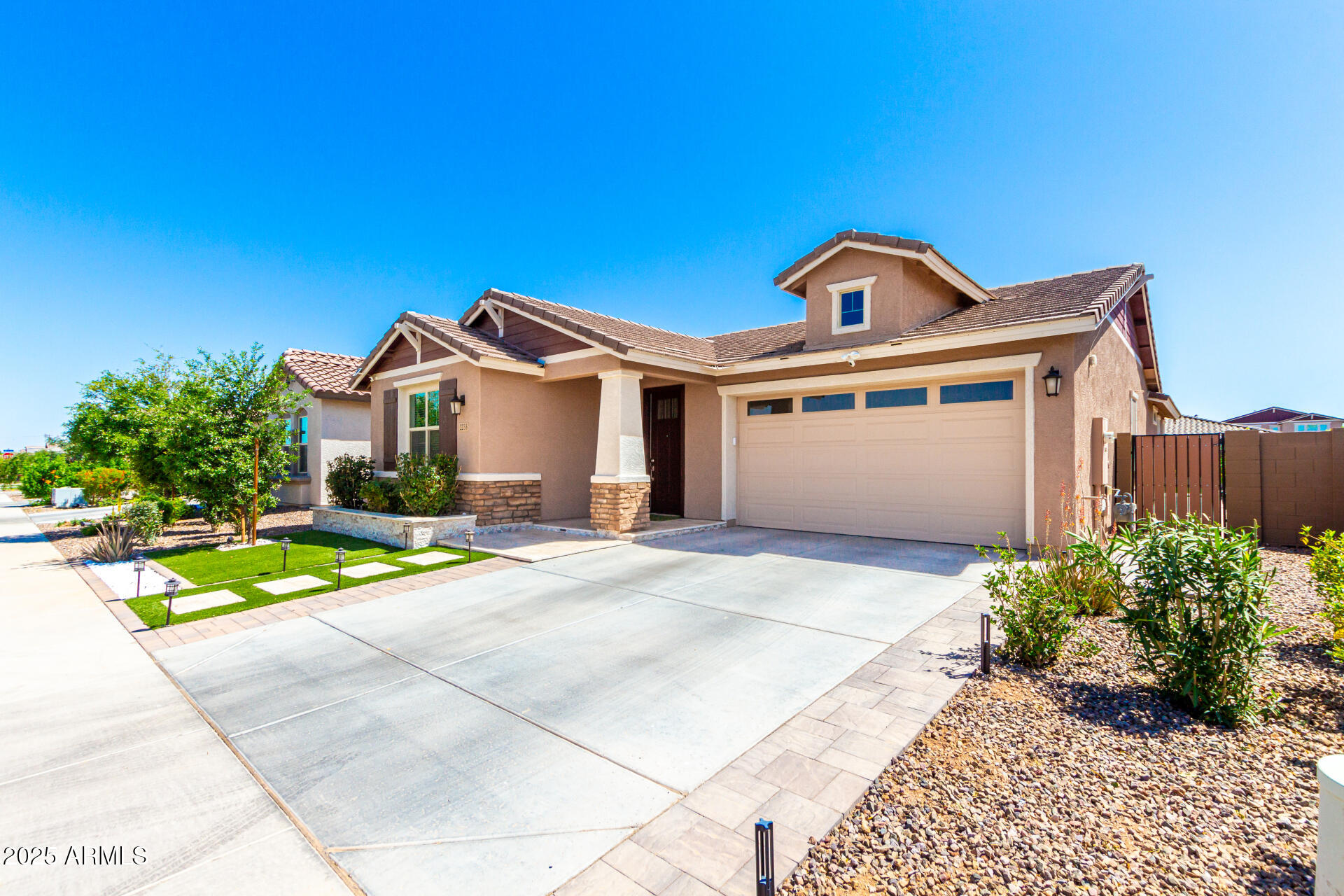 2233 E CITADEL Drive