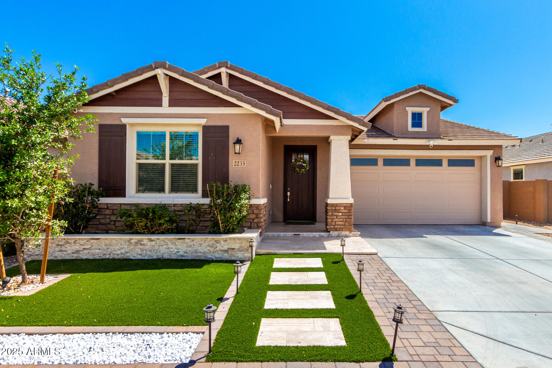 2233 E CITADEL Drive