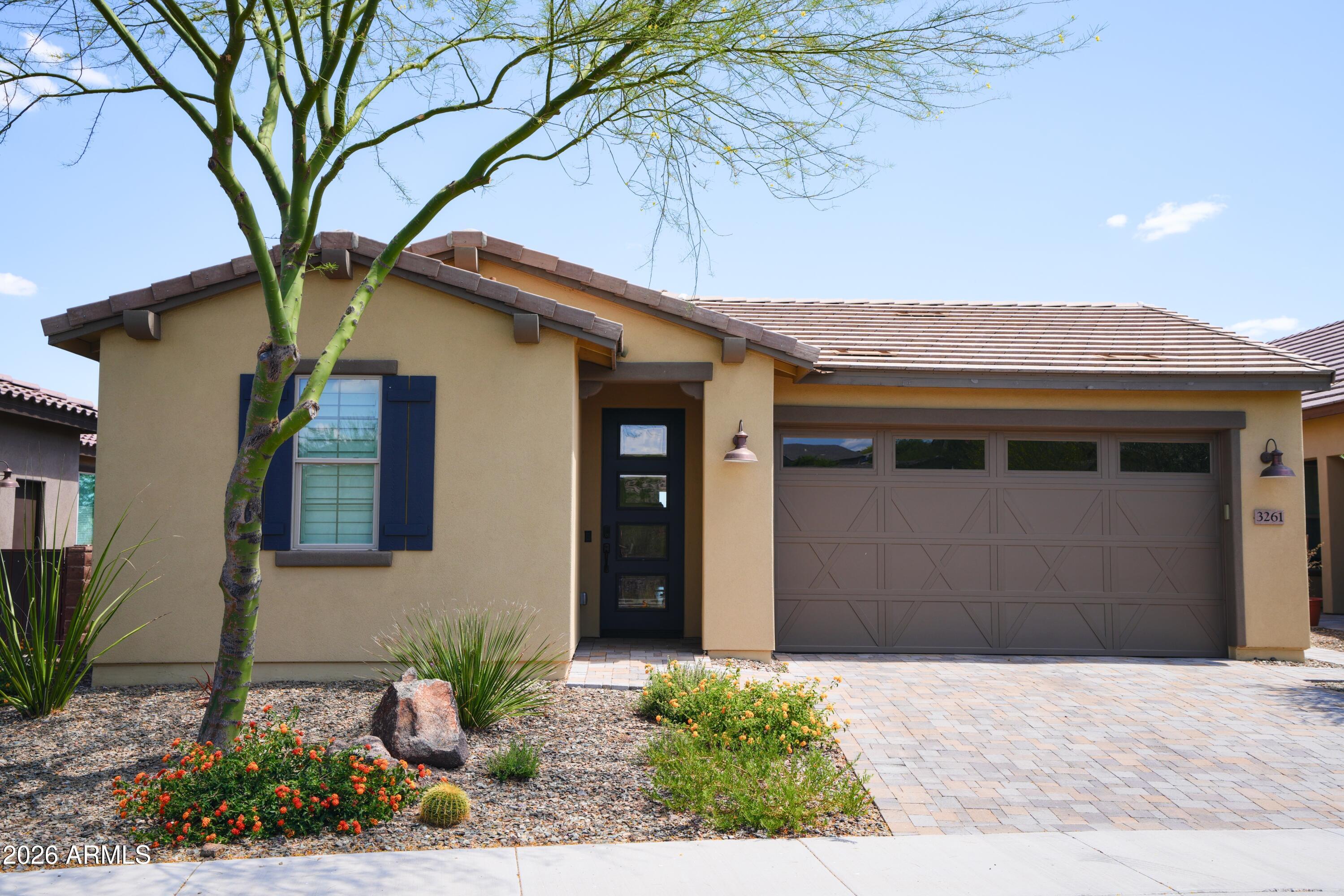 3261 HUCKLEBERRY Way