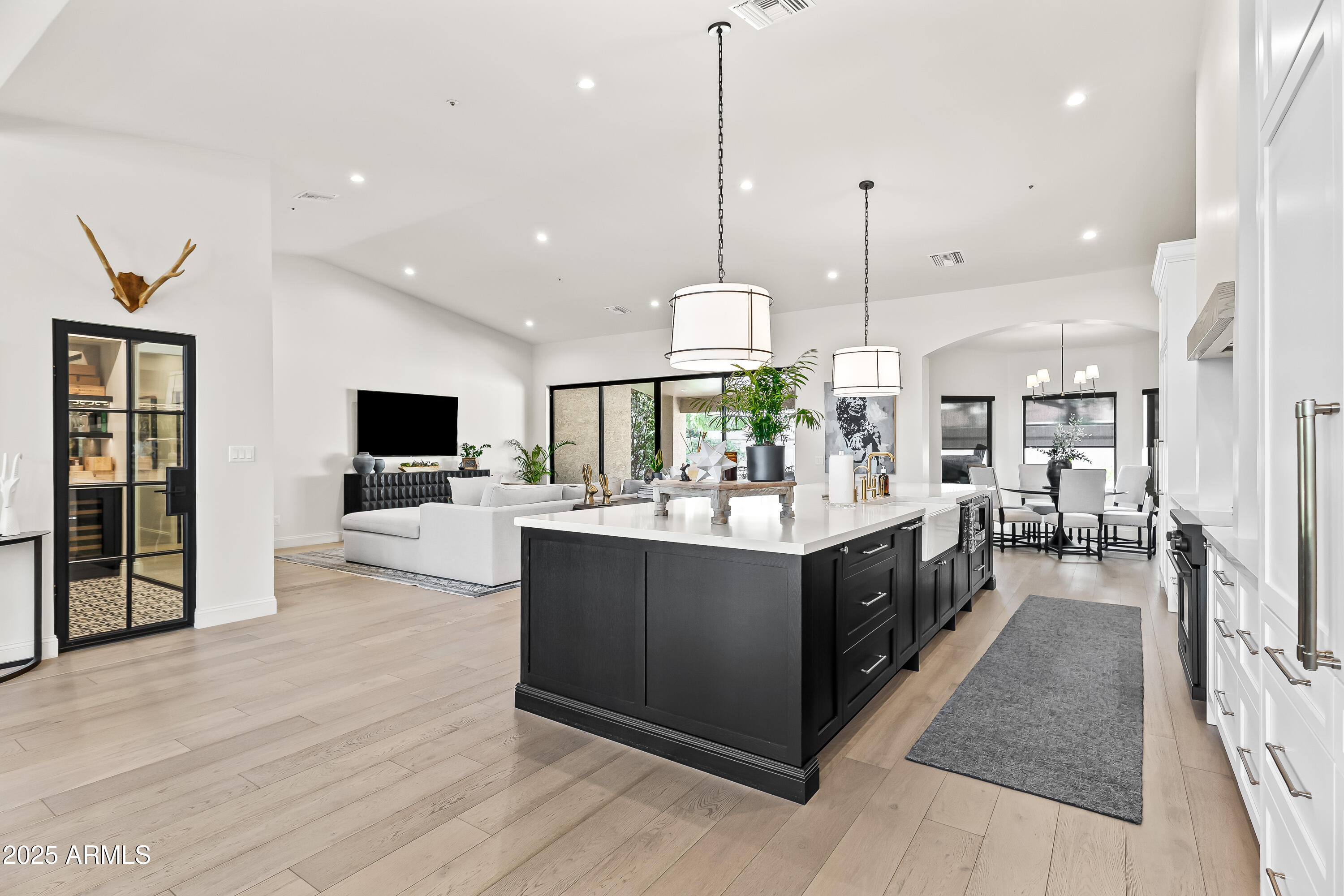 8720 E SAN VICENTE Drive