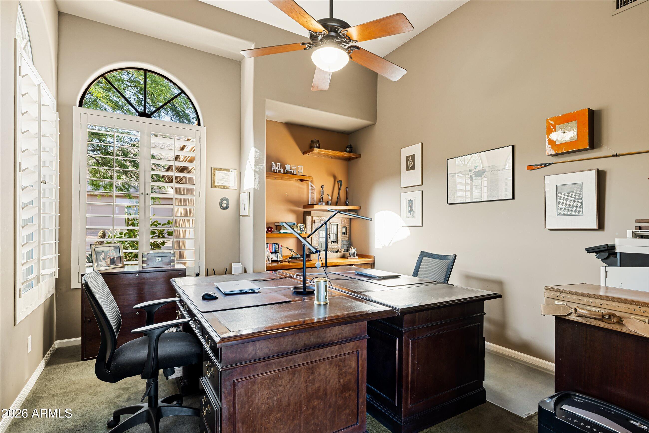 SCOTTSDALE MOUNTAIN - Residential
