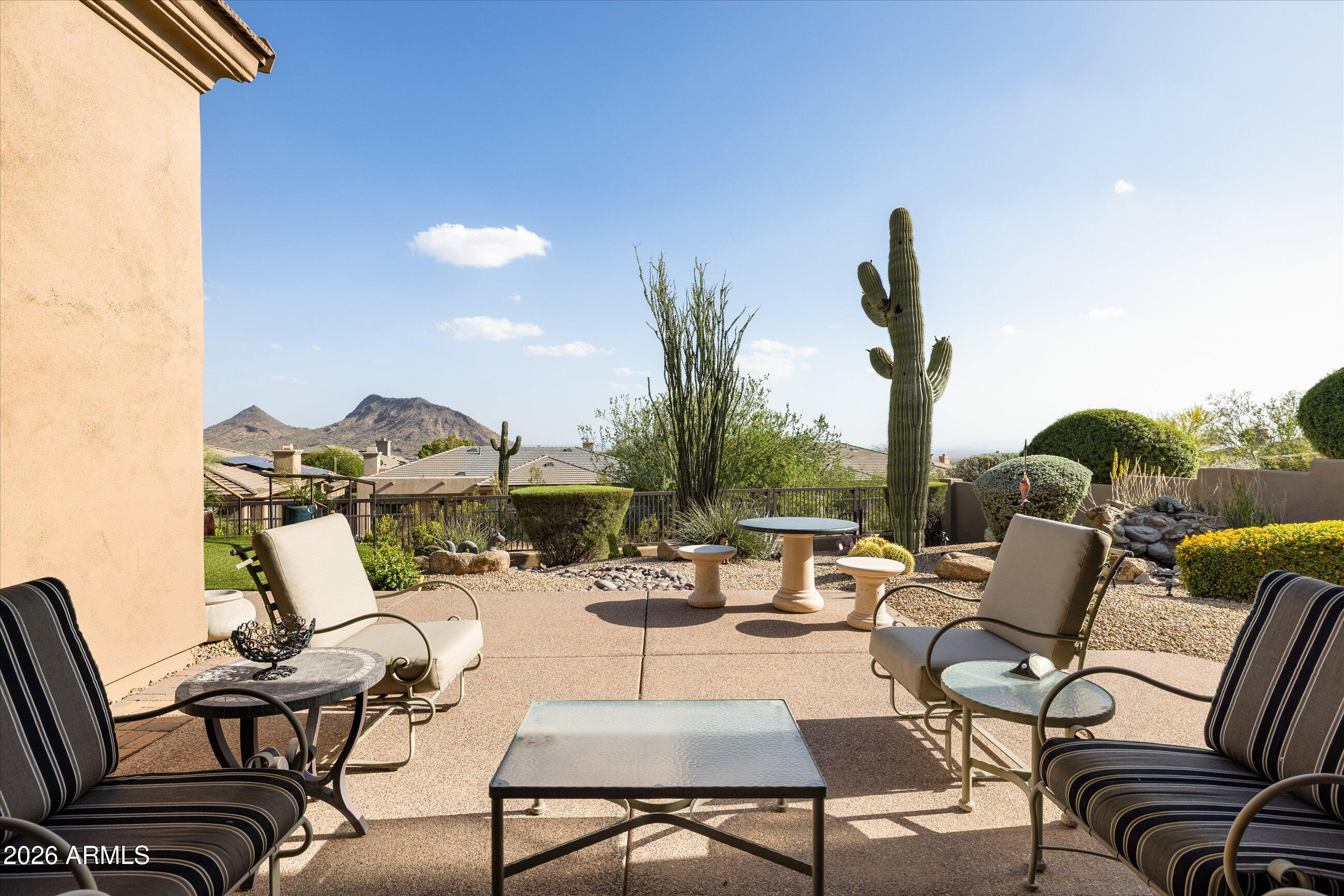 SCOTTSDALE MOUNTAIN - Residential