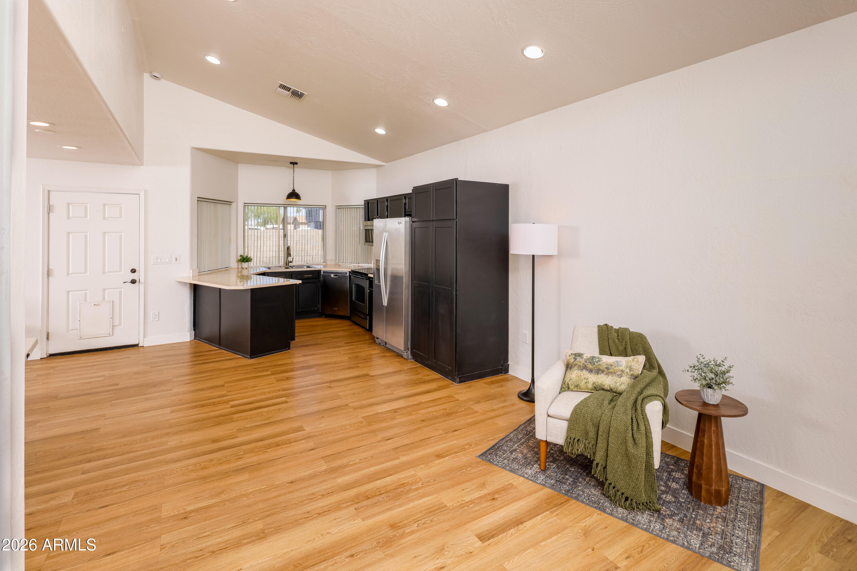 3755 E BROADWAY Road 16