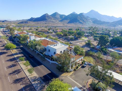 Photo of 1825 E Northern Avenue #225, Phoenix, AZ 85020 (MLS # 6696189)