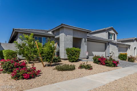 1946 W HORSETAIL Trail Phoenix AZ 85085