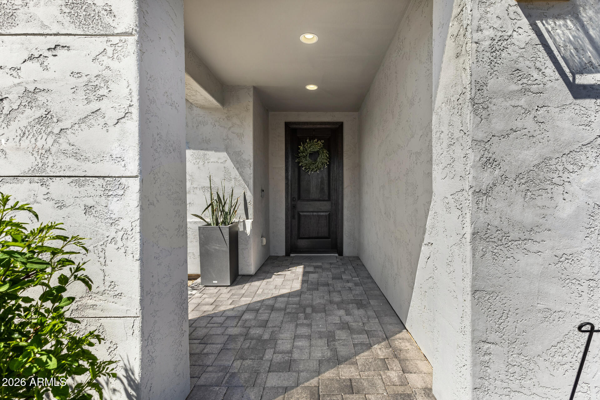 1946 W HORSETAIL Trail