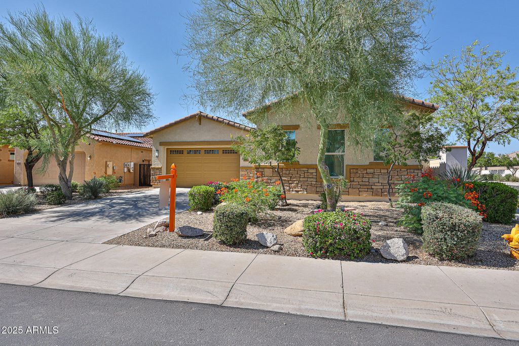 Photo of 18108 W Thunderhill Place, Goodyear, AZ 85338 (MLS # 6972609)