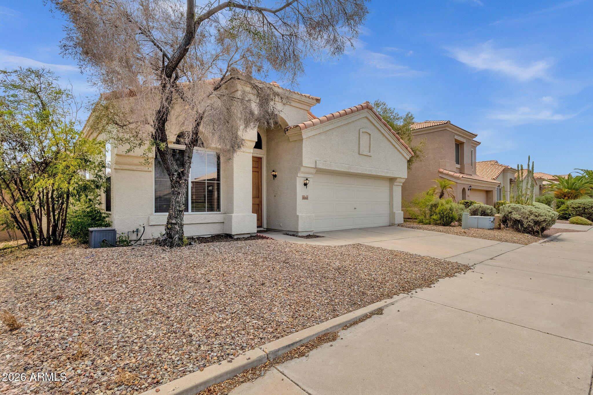 3261 W Ross Drive