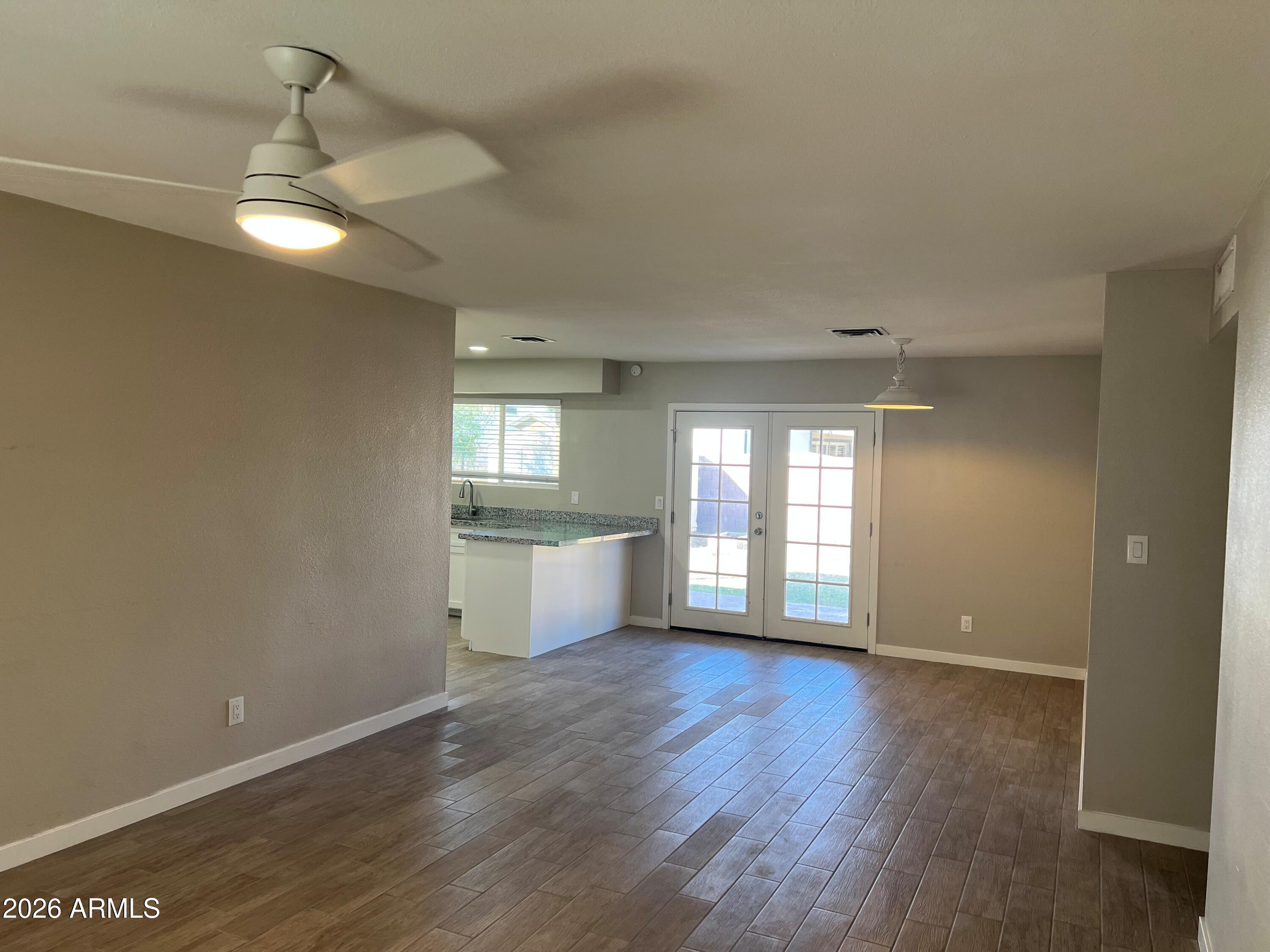 3306 N MORINO Street