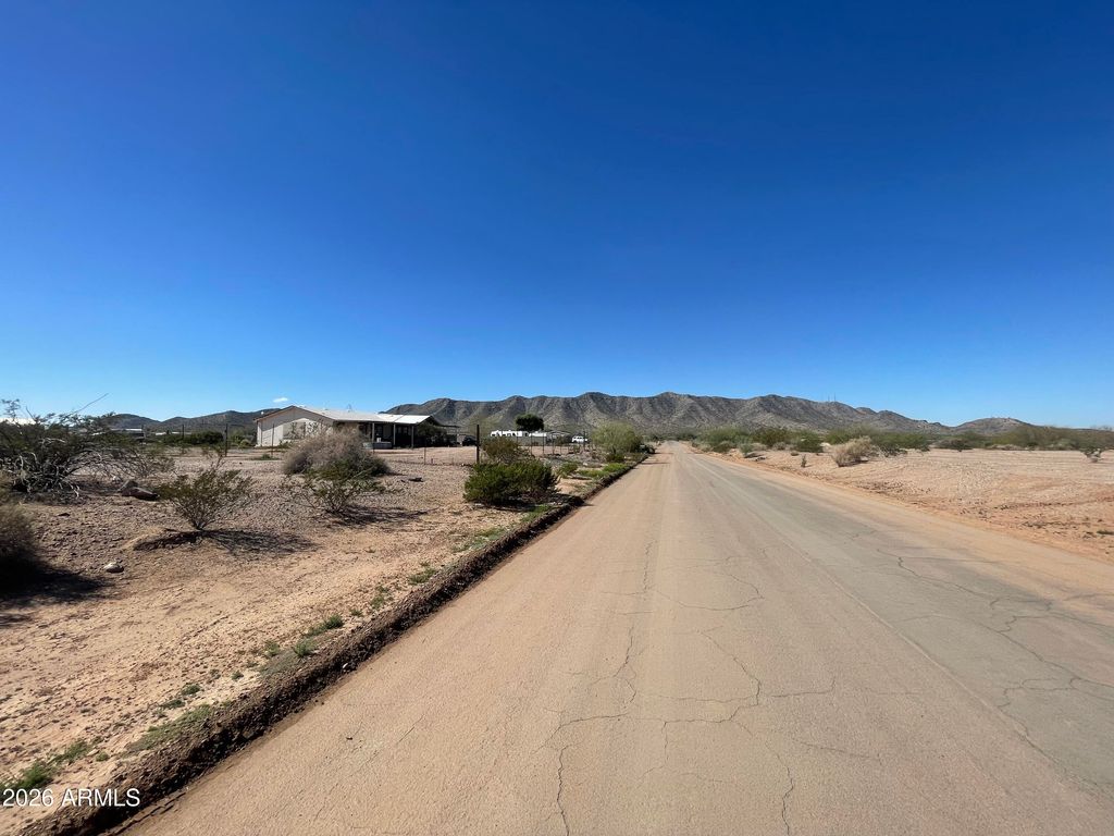 Photo of 0 W Hilltop Drive #9, Casa Grande, AZ 85193 (MLS # 6985076)