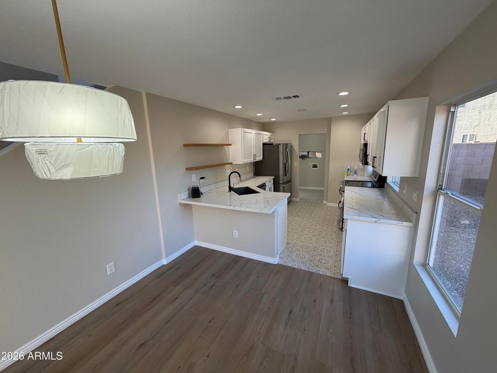 Photo of 17606 N 17th Place #1109, Phoenix, AZ 85022 (MLS # 6977434)