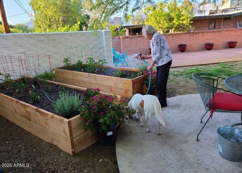 113 N Avenida De San Ramon --