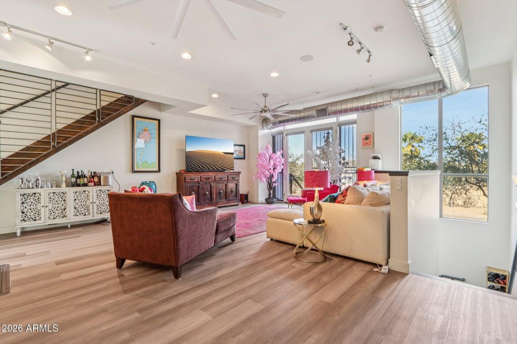 Photo of 524 E Ames Place, Phoenix, AZ 85004 (MLS # 6992991)