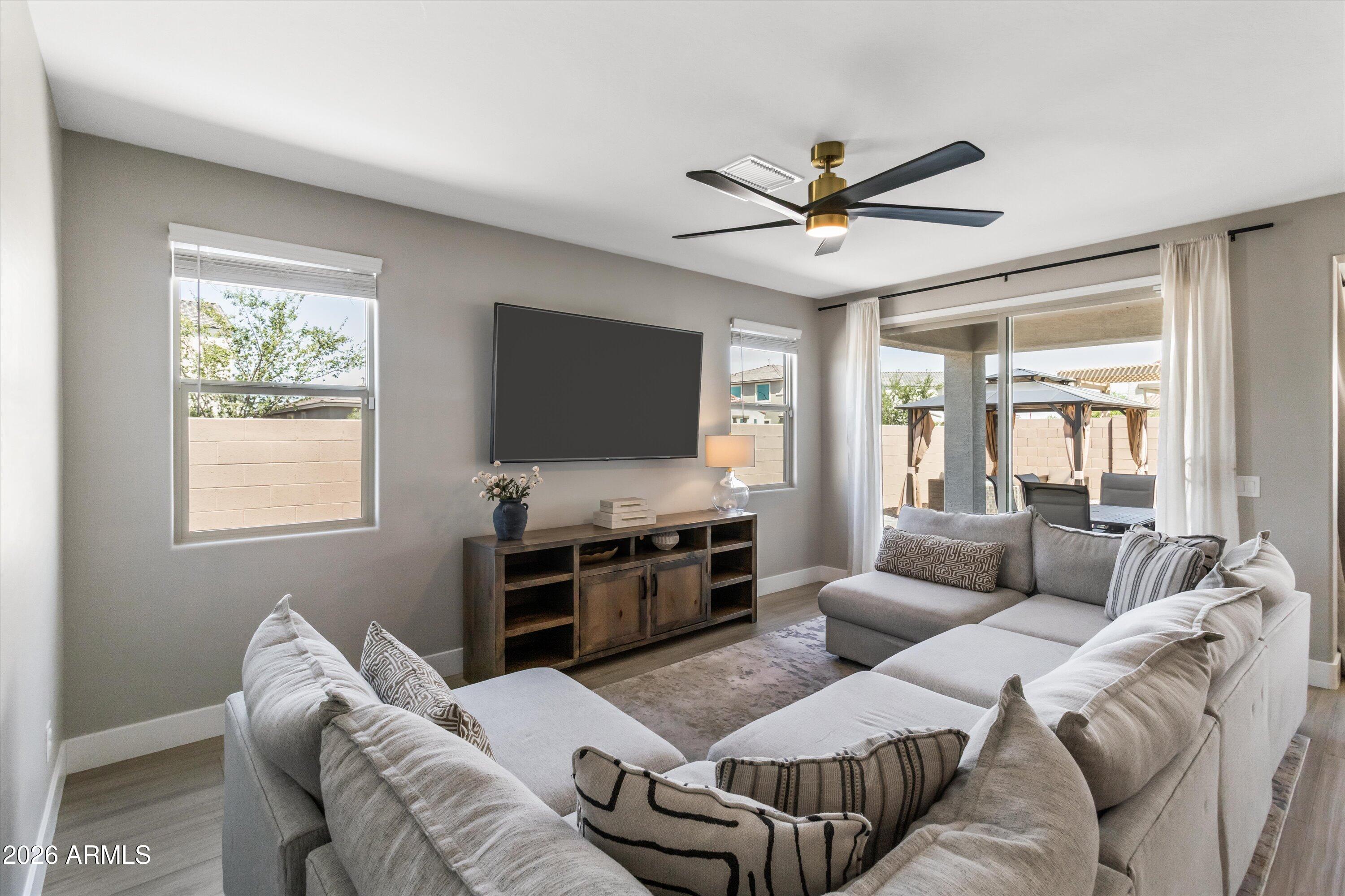 5430 W NOTCH HILL Road