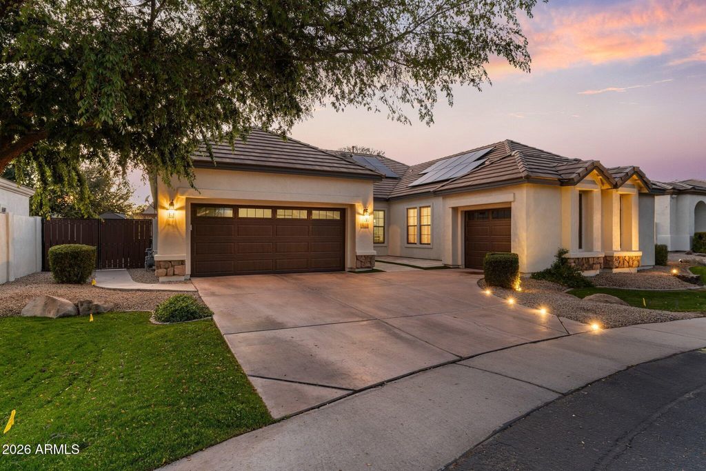 Photo of 1902 S Los Altos Drive, Chandler, AZ 85286 (MLS # 6984567)