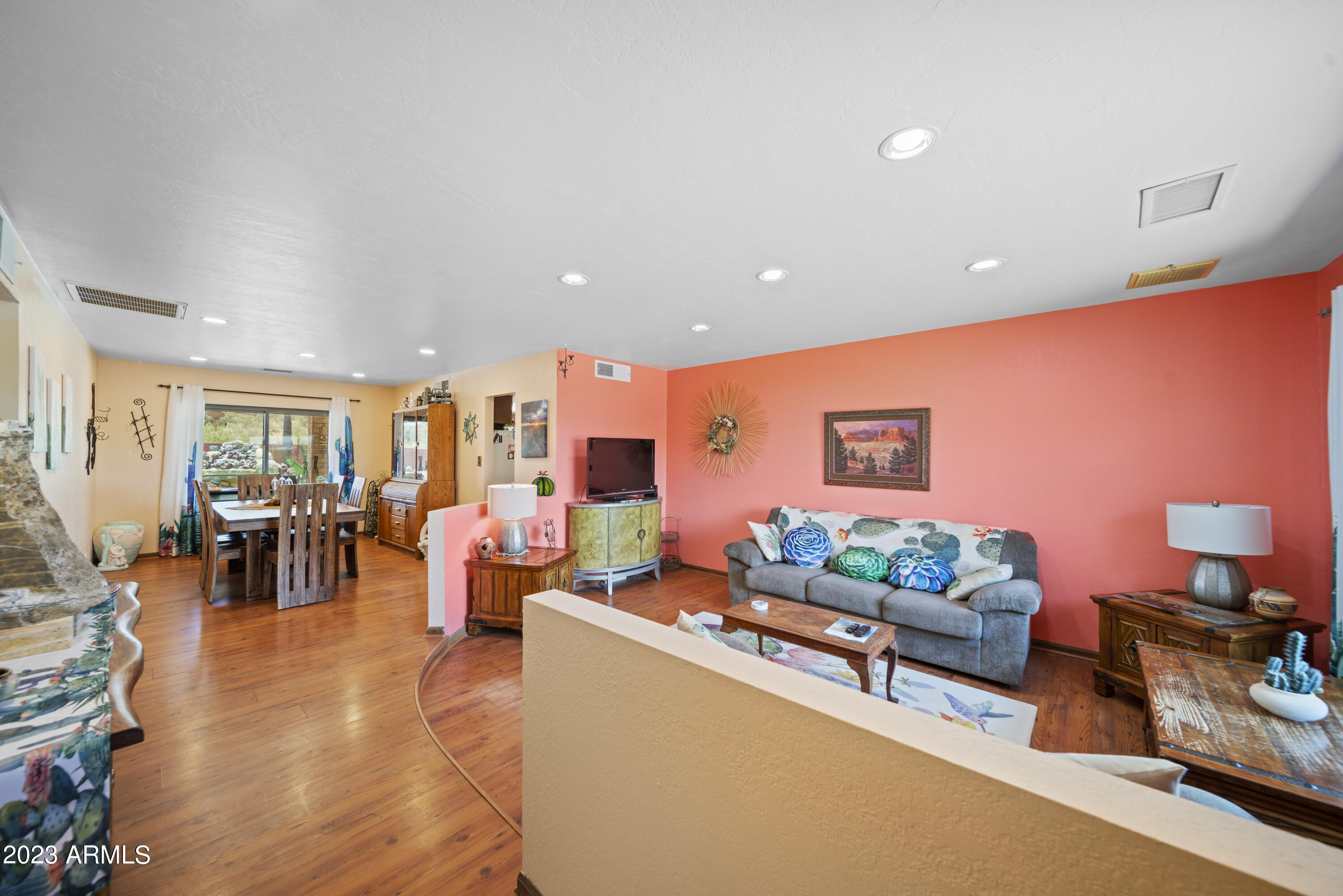 Photo 9 of 51 of 690 S 332ND Avenue house