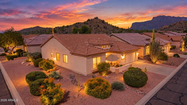 5494 S RED YUCCA LN, GOLD CANYON, AZ 85118 - Image 0752cbde2d4cd20bfe70927c24691d97/1907733432